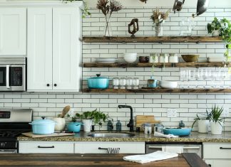 17 Shiplap Ideas for Styling Up Your Kitchen and Update Old Design