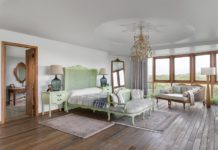 18 Bedroom Chair Ideas: From Functional to Cozy Design