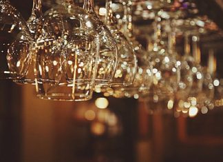 Lighting Ideas for a Home Bar to Enhance the Vibe