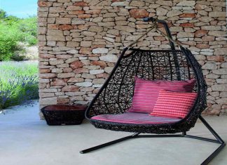 Make Your Terrace More Beautiful With These Minimalist Chairs