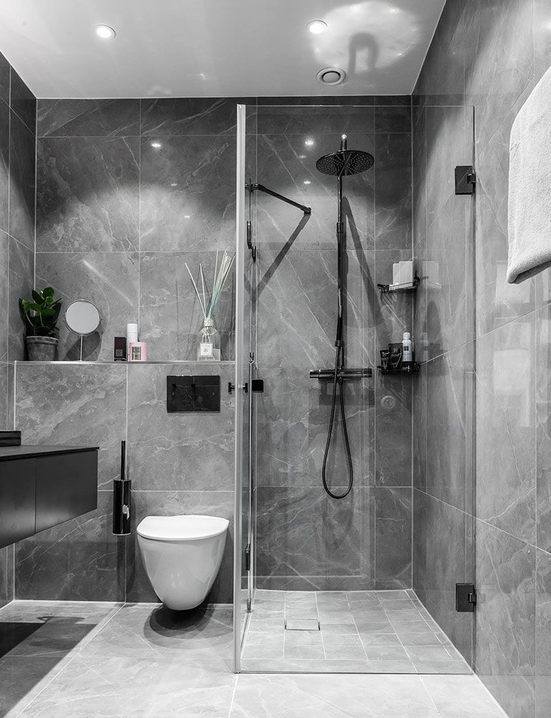 Elegant Gray Bathroom