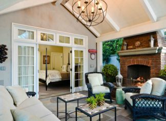 10 Elements to Create a Unique Outdoor Living Room