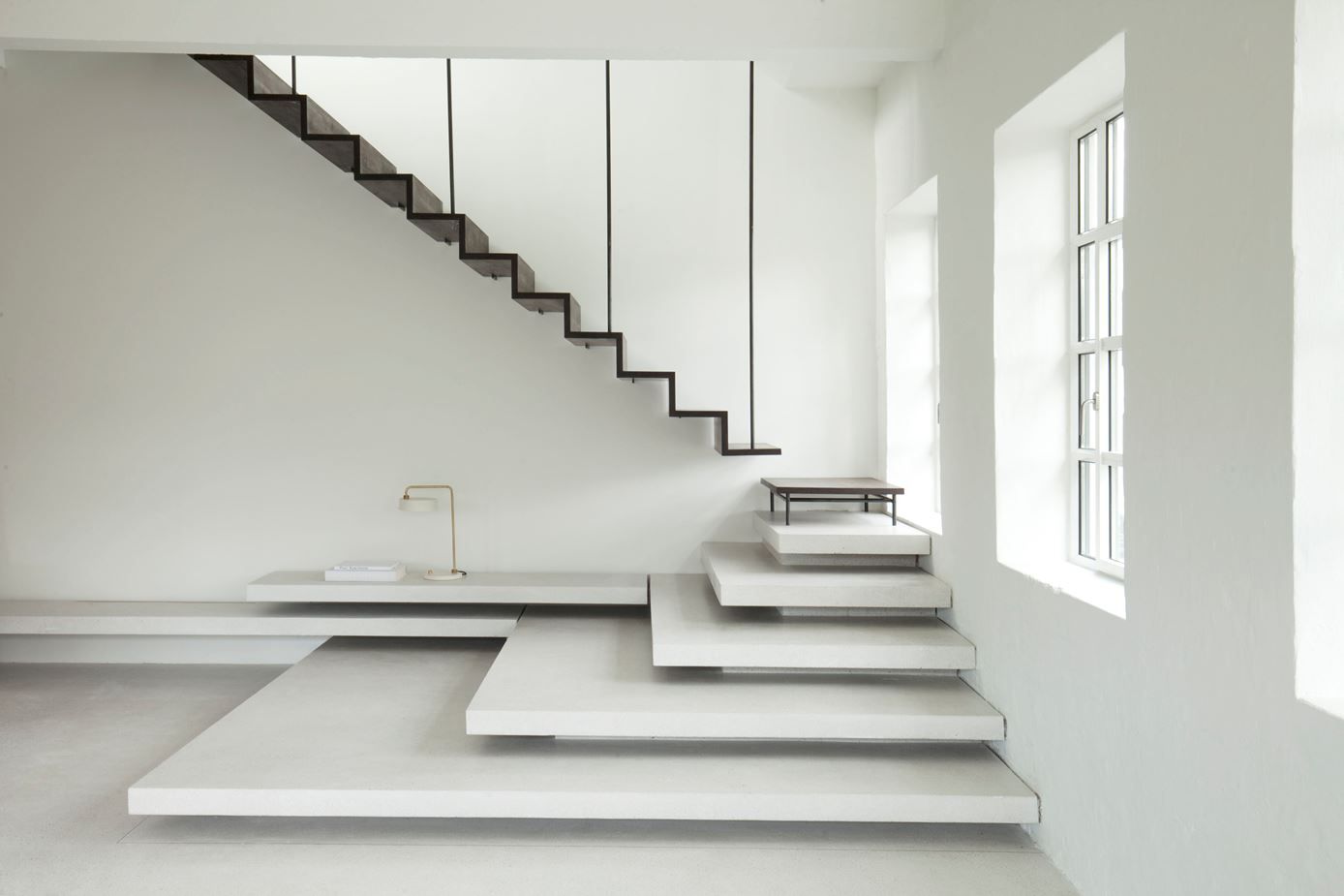 Modern Minimalist Staircase Design