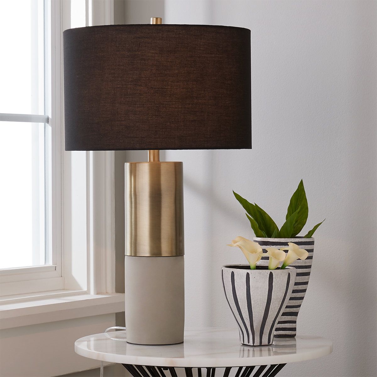 Create an Elegant Atmosphere with a Lampshade