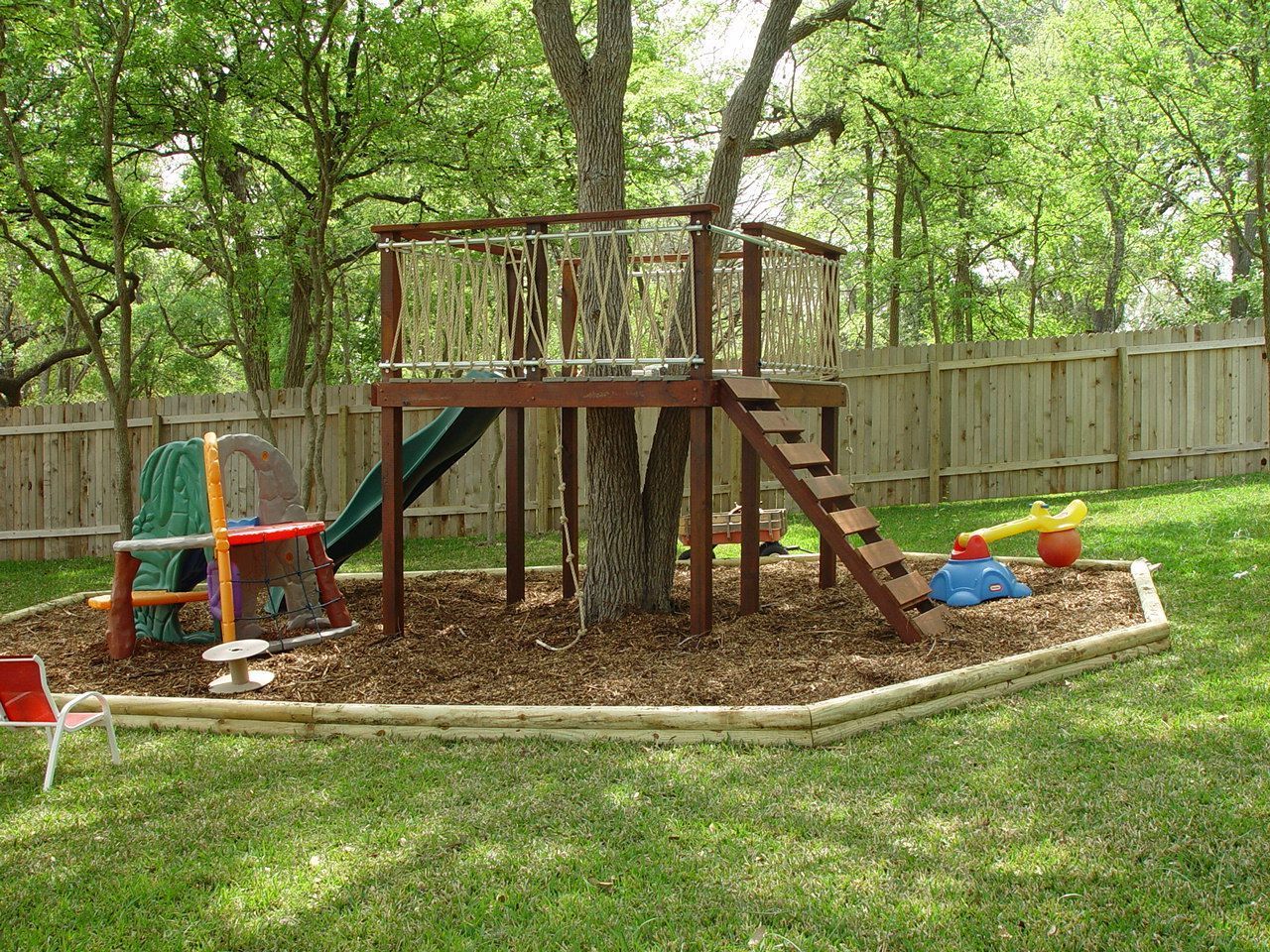 Backyard with Enjoyable Tree House