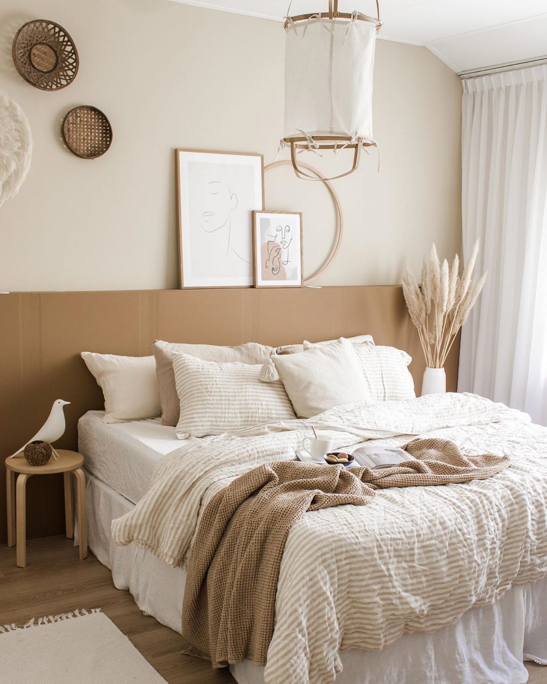 Create an Earthy Tones Bedroom
