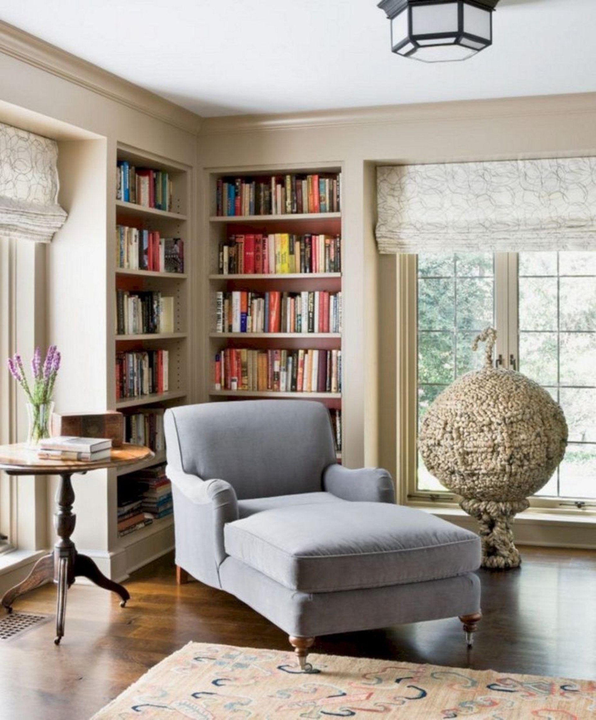 Make Good Use of Your Home Interior Corner