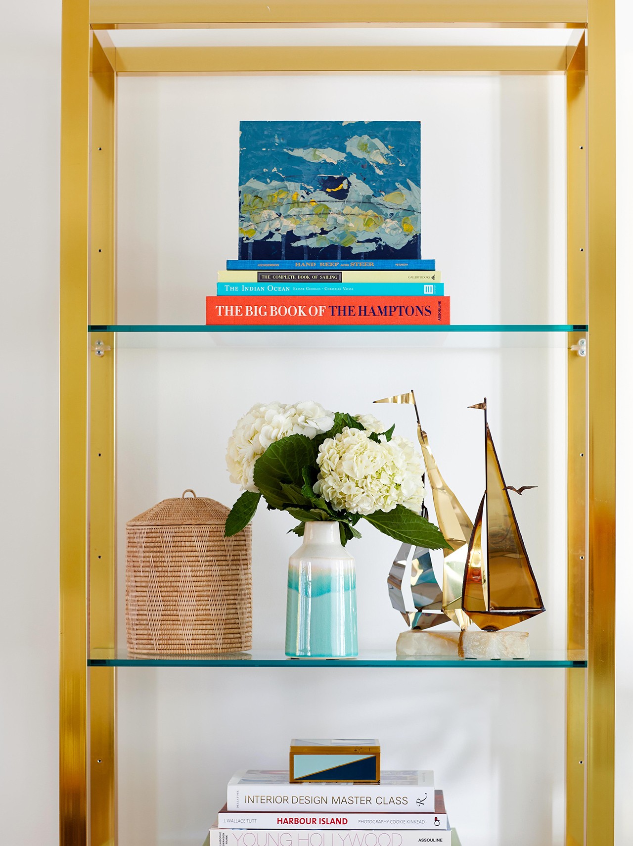 Bookshelf as an Attractive Decoration