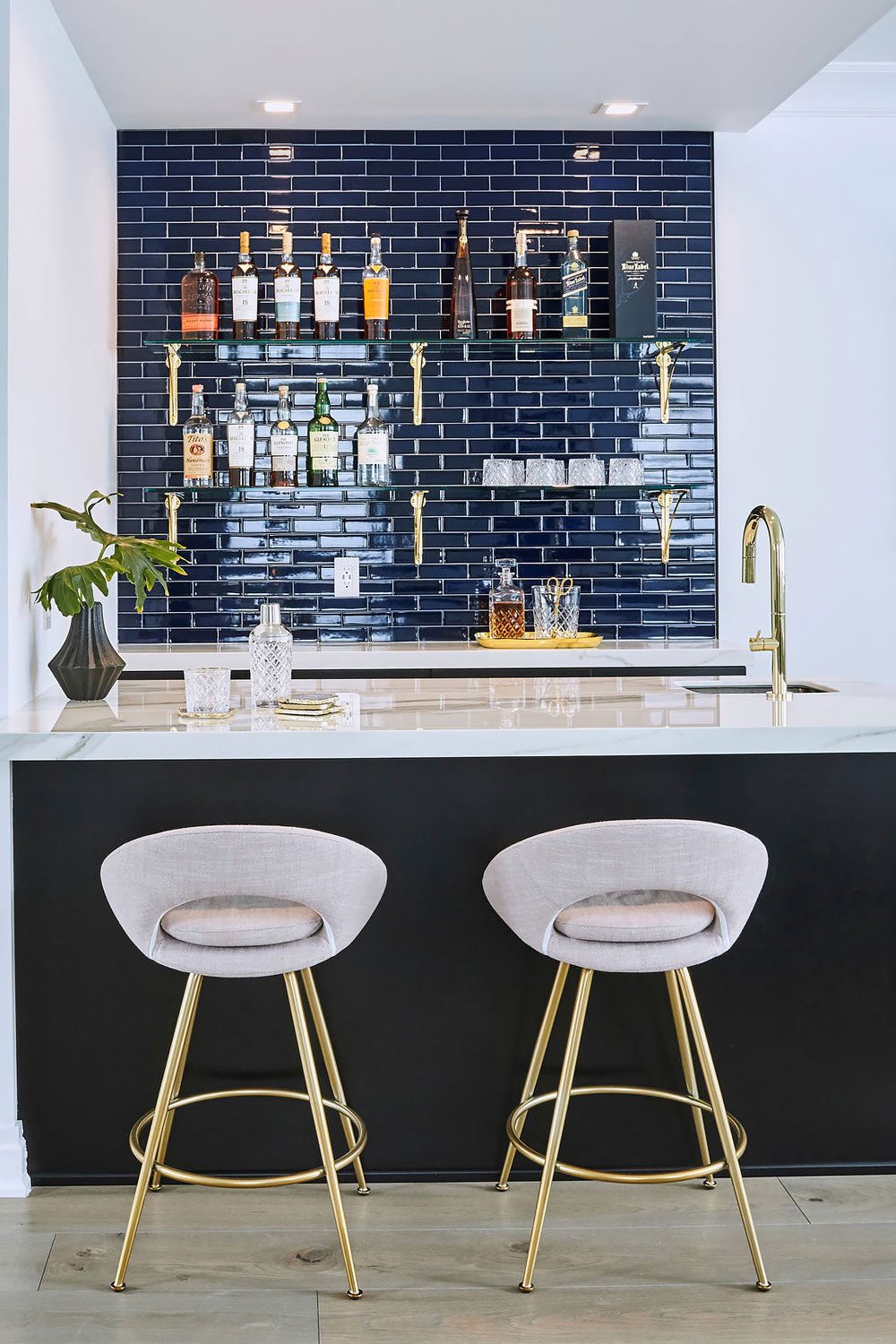 Create Tiles for Attractive Bars