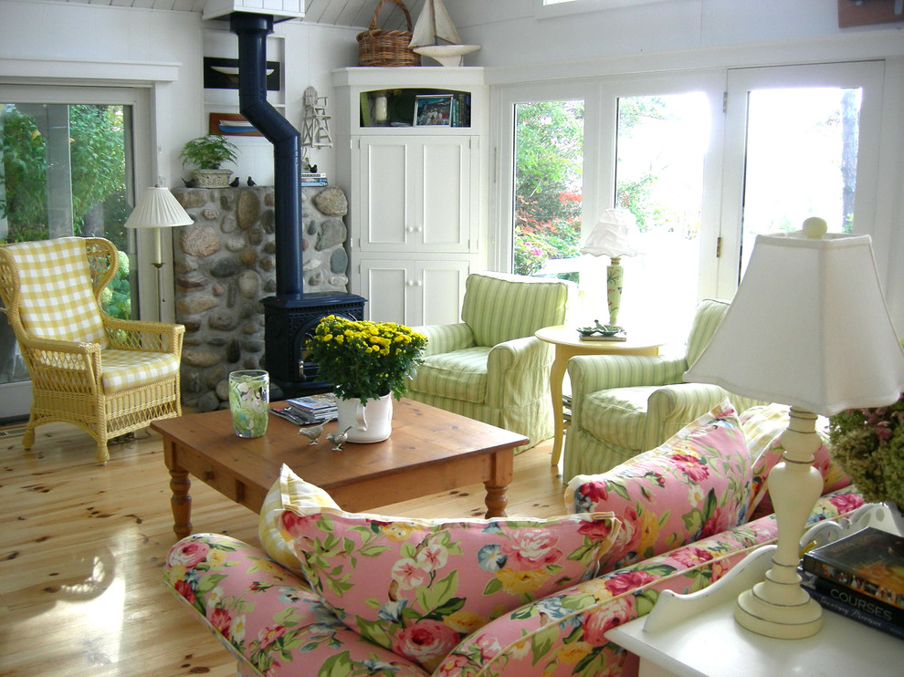 Scandinavian Traditional Living Room