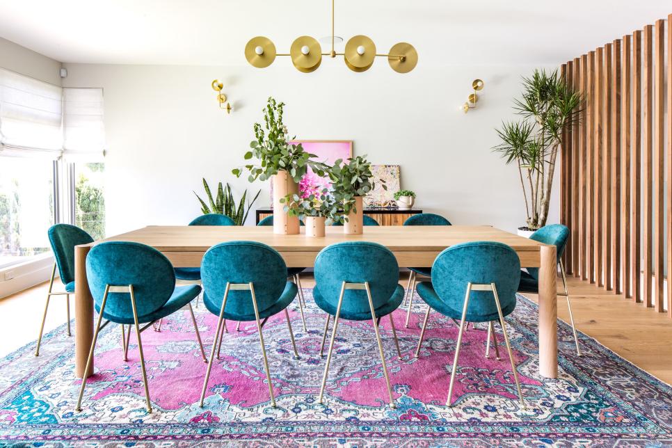 Colorful Modern Style Dining Room