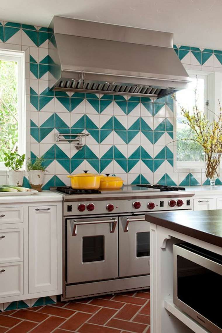 Use Chevron Pattern Tile for Your Kitchen