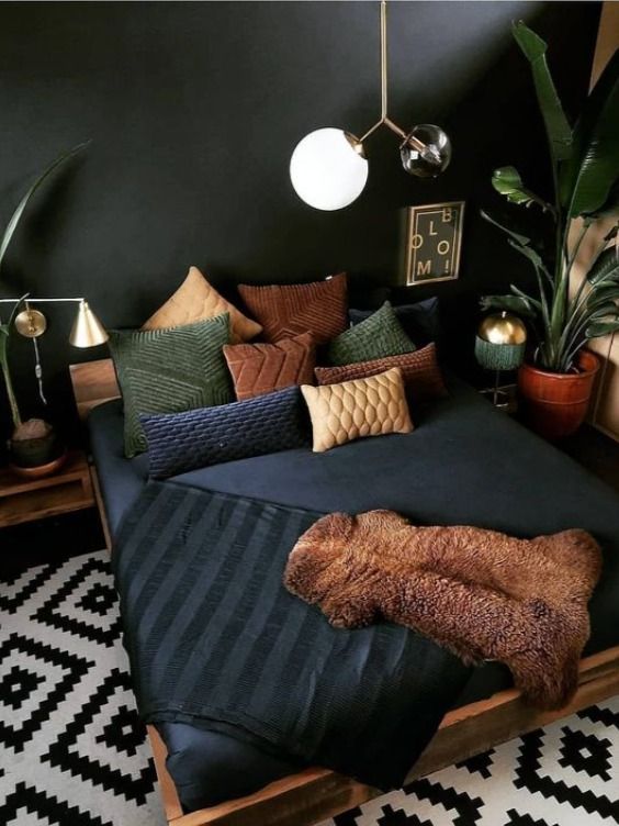 Upgrade Your Bedroom With The Eclectic Bedding Sets