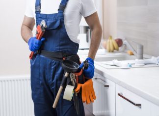 What are the Necessary Things to know about Professional and Emergency Plumbers?