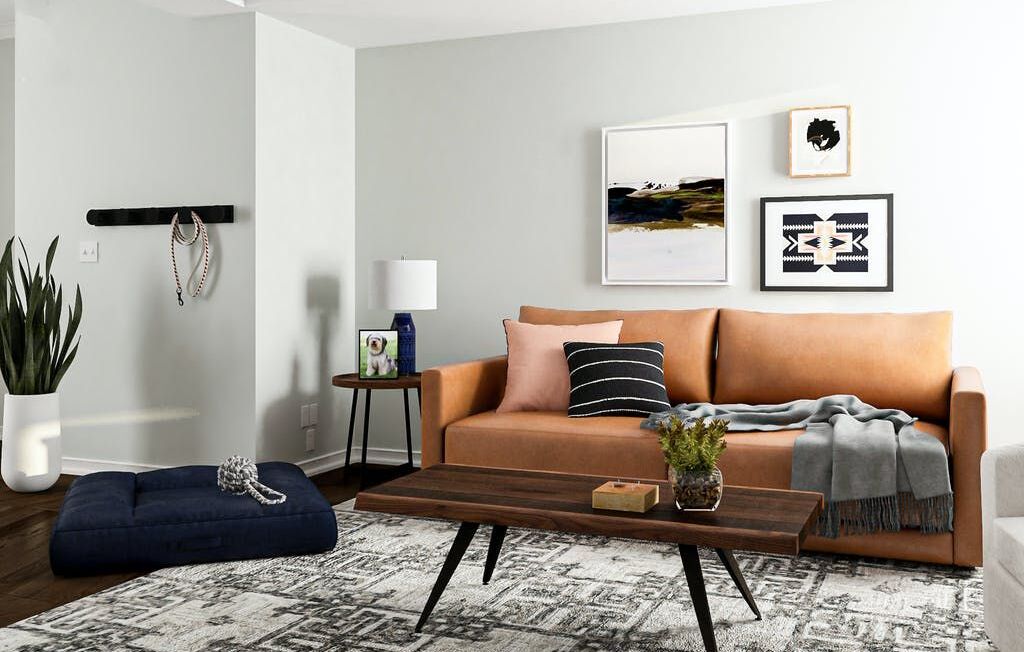 Leathered Sofa for Styling Contemporary Living Room