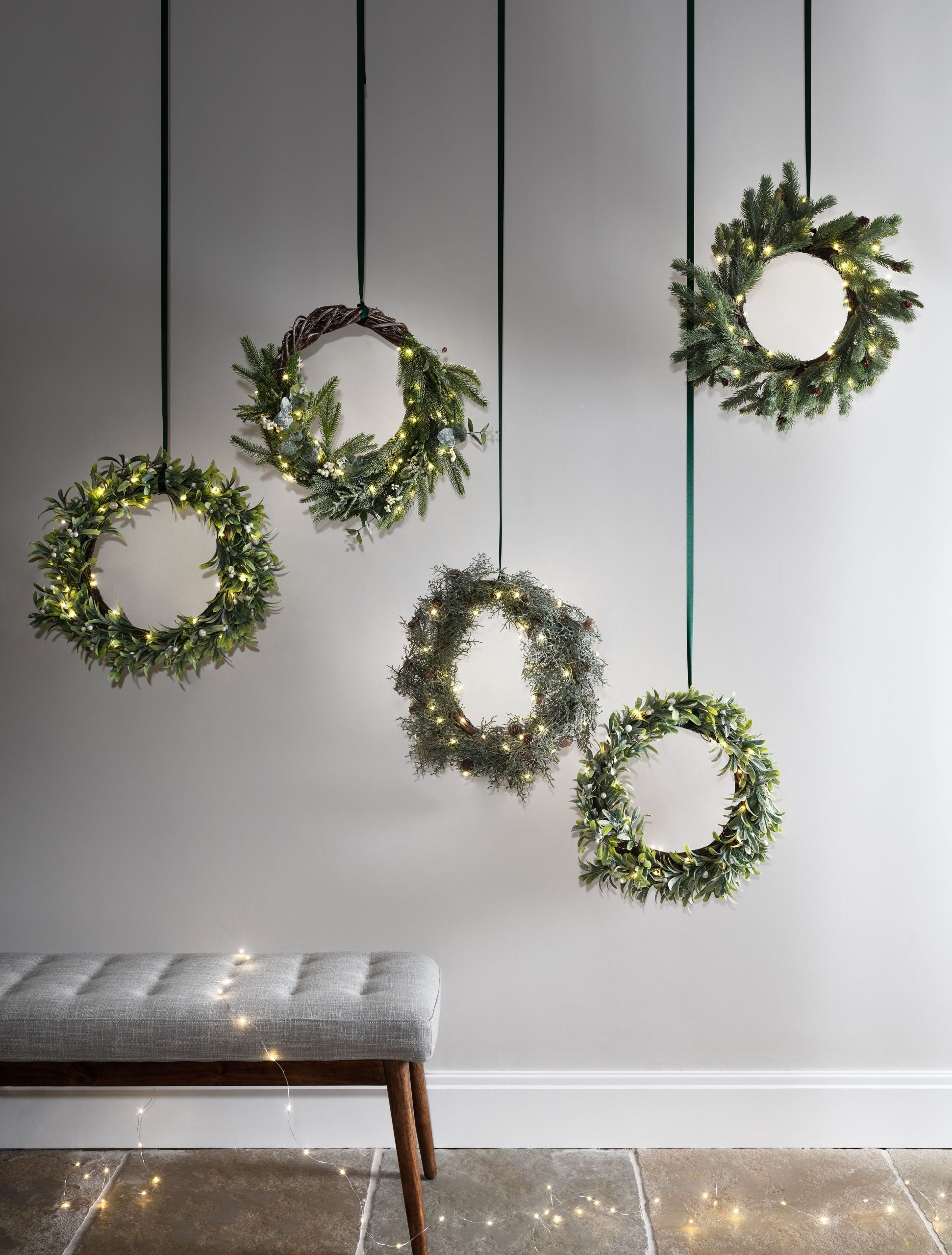 Hanging Wreath with the String Light