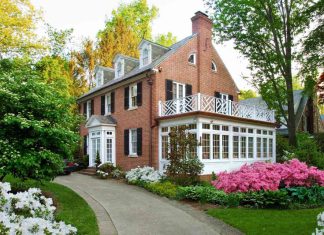 Operation Restoration: 7 Things to Consider When You Buy An Old Home