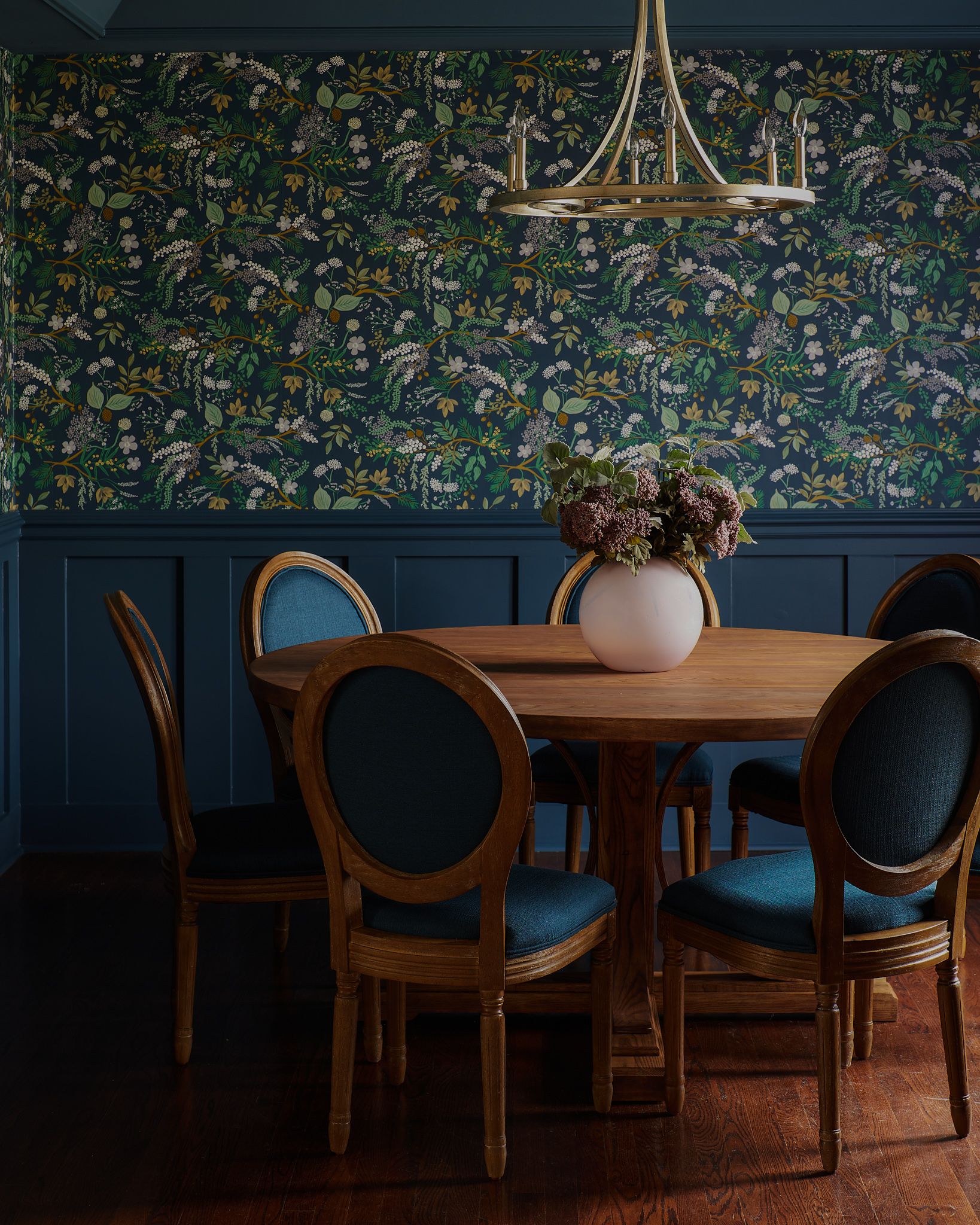 Navy Wallpaper with Floral Patterns