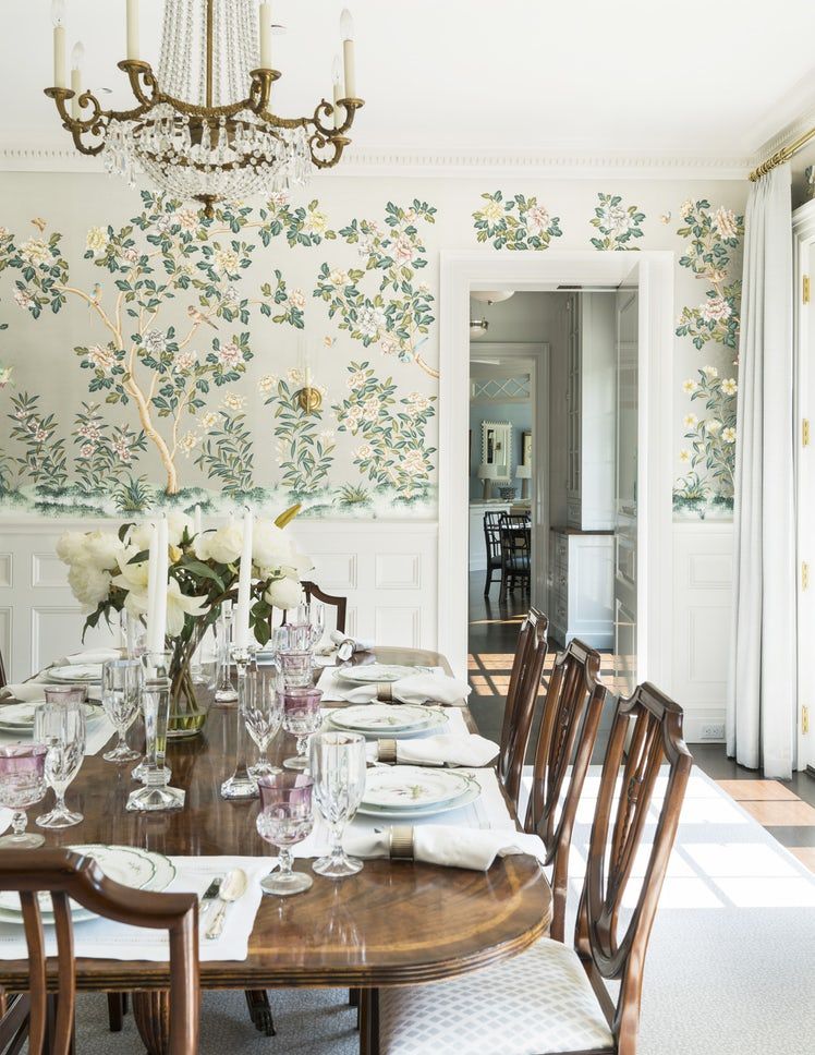 Natural Patterns for A Fresh Dining Room