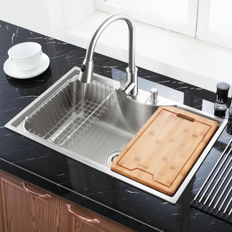 Drop-in Sink with Additional Accent