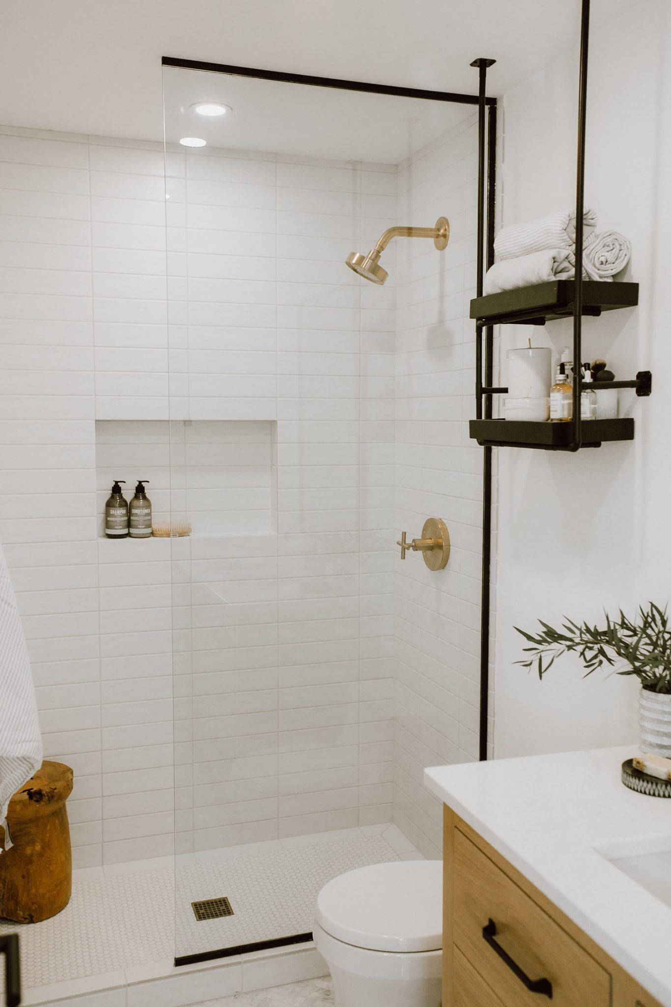 Shower Niche on White Wall x Floating Shelves