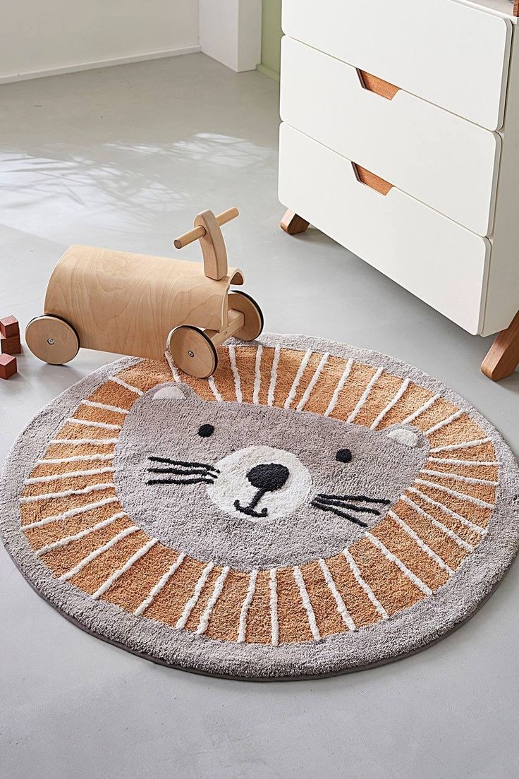 A Rounded Rug with A Lion Design
