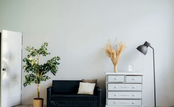 18 Daybed Ideas for Living Room: Make A Chilling Spot in Your Style