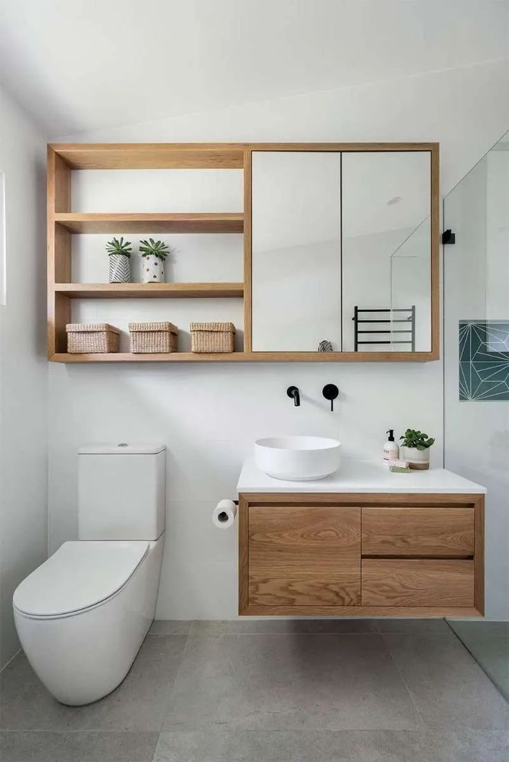 Two Storage for A Spacious Bathroom